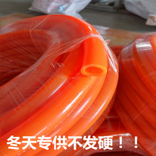 联想拯救者云游戏掌机C700首发1799元：搭载天玑7400 内置8000mAh电池
